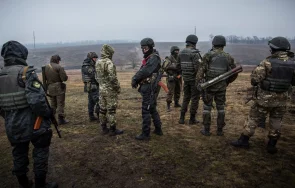 зеленски предупреди русия планира обвини украйна зверства мариупол