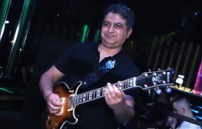 бащата денис теофиков върнах живота