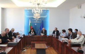 заплатите лекарите скачат 800 сестрите 550