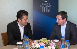 кирил петков срещна кириакос мицотакис делфи