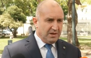 радев измъкна критичния доклад държавния департамент сащ обхваща служебните правителства