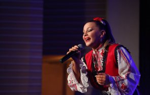 ДесиСлава народна носия