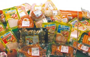 купуваме храна бомбирала опаковка