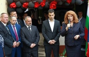 битоля хулят геноцидна държава вдигат лозунги мръсни псета киро дебилно спокоен нямало обръща внимание