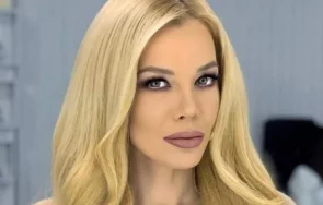 емилия събра погледите вижте два месеца раждането снимки