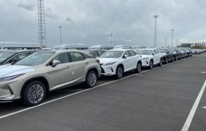 хиляди луксозни коли русия блокирани белгия