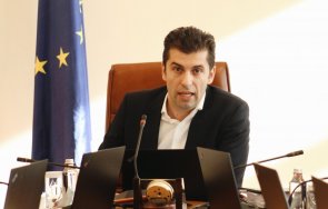 управляващата коалиция събира извънреден съвет