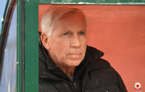 алън пардю бил съотборник новия асистент