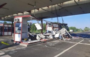 пак прочухме българин вряза микробуса граничен пункт хърватска унгария остави нищо здраво снимки