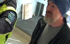 изгониха организатора марша безсмъртния полк естония