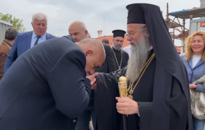 Бойко Борисов получи благословията на пловдивския митрополит Николай на Гергьовден