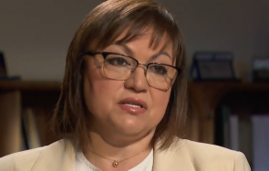 корнелия нинова какъв смисълът убиеш чужда икономика докато самоубиваш своята