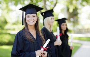 предложение 200 000 следване чужбина стипендиантът върне нас