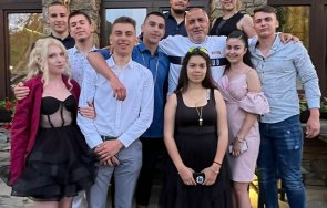 първо пик бойко борисов поздрав абитуриенти троян снимки