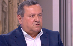 премиерката нова зеландия даде положителен тест коронавирус