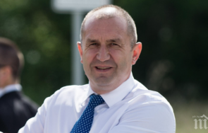 пик ретро радев пирува майка кръчма митко пайнера  снимка