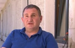 безбожници гонят незрящ храмове заради куче водач