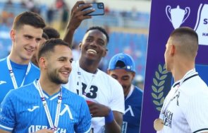 удар мъри левски