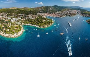 малък остров хърватия продава 700 000 евро
