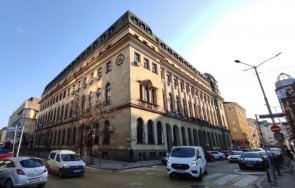 депутатите разискват състоянието български пощи