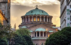 неделя отворена денонощно поклонение мощите светите братя кирил методий