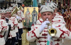 софия отбелязва 130 години написването химна върви народе възродени масовото изпълнение