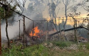 мълния изпепели основи вила куклен