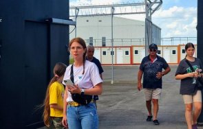 изпразват бежанския център елхово украинци