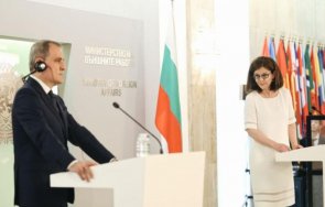 извънреден брифинг генчовска преговаряме никакъв напредък скопие