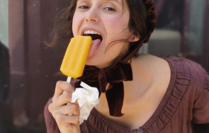 нина добрев изтрезнявала цяла седмица луд купон пилоти снимки