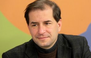 топюристът борислав цеков подписката машинния вот подкрепям категорично машините опорочават изборите поставят шепите компютърджии частна фирма