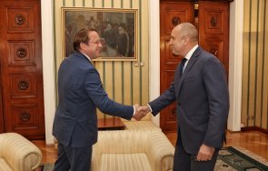 радев процесът интеграция северна македония устойчив гради нейните постижения изпълнение критериите членство