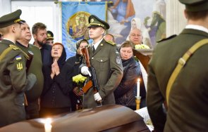 украйна ужасяваща новина всеки ден фронтовата линия загиват 100 200 войници