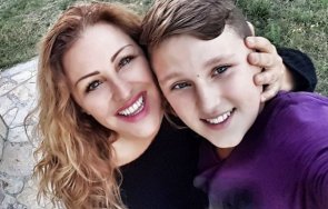 драма синът рени разби сърцето снимка