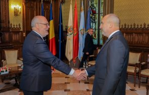 румен радев войната украйна изисква адекватни мерки гарантиране сигурността справяне вторичните ефекти кризата