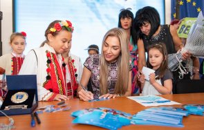 петрич посрещна покорителката еверест лхотце силвия аздреева