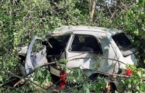 Шофьор без книжка катастрофира край Тополовград