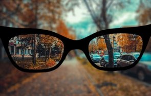 вижте какви симптомите астигматизъм