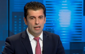 просто киро дълъг обяснителен режим телевизията майка