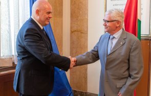 иван гешев обсъди унгарския колега петер полт сътрудничеството прокуратурите държави