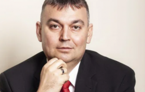 таксиметров шофьор сменя елена гунчева парламента