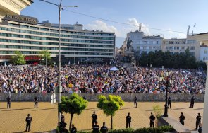 украински знаменца продават протеста подкрепа правителството снимки