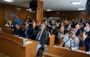 промяната ямбол заглуши гласа опозицията