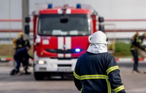 български огнеборци помагат гасене пожарите гърция