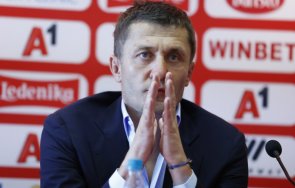 цска чака поне три попълнения