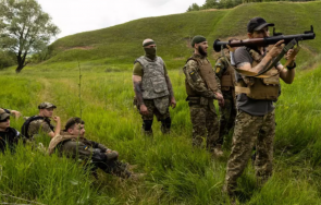 русия заплашва екзекуция двама бойци азов видео