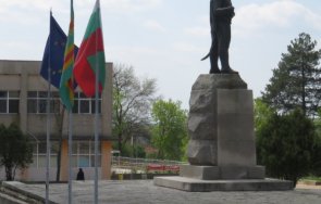 ремонтират училището село стефан караджово