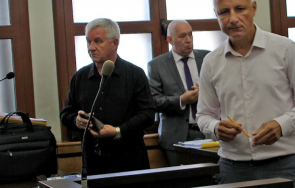 адвокат яви дело катастрофа убити близките загиналите гавра юристът съда съм селскостопански работник