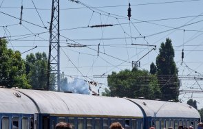 първо пик опасен инцидент контактна мрежа падна бързия влак бургас софия снимки