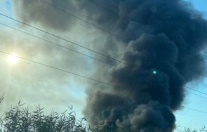 извънредно голям пожар гори строително сметище бургас